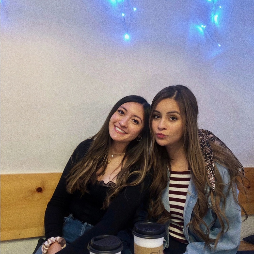 Meet your Posher, Priscila